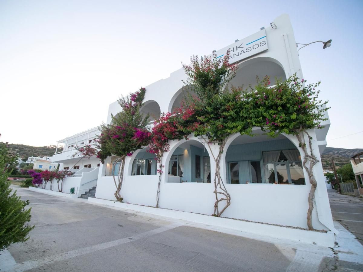 Hotel Karanasos à Batsíon Extérieur photo