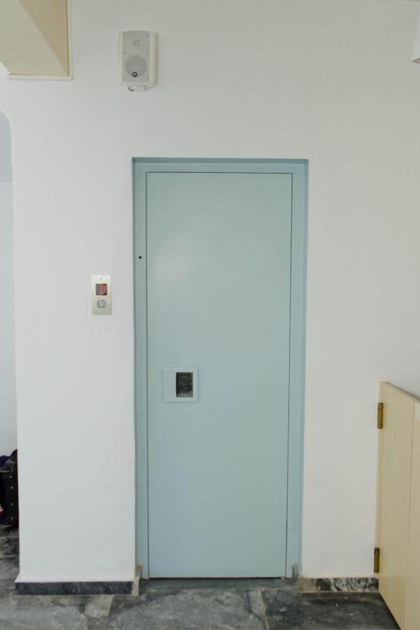 Hotel Karanasos à Batsíon Extérieur photo